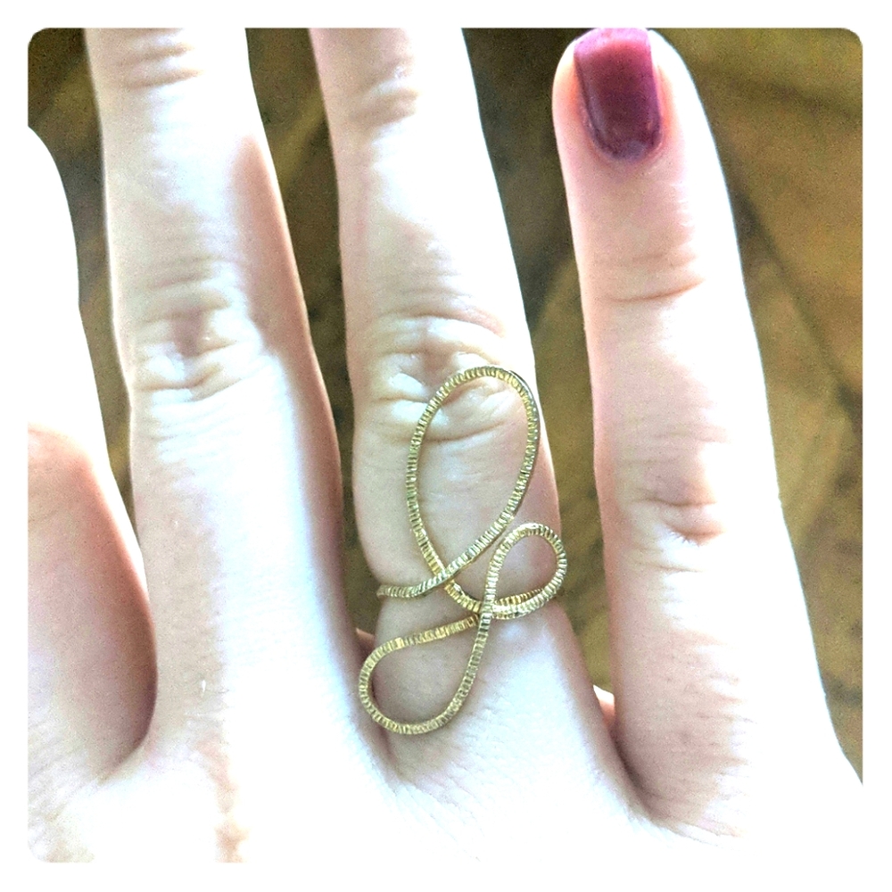 Abstract Gold twist ring
